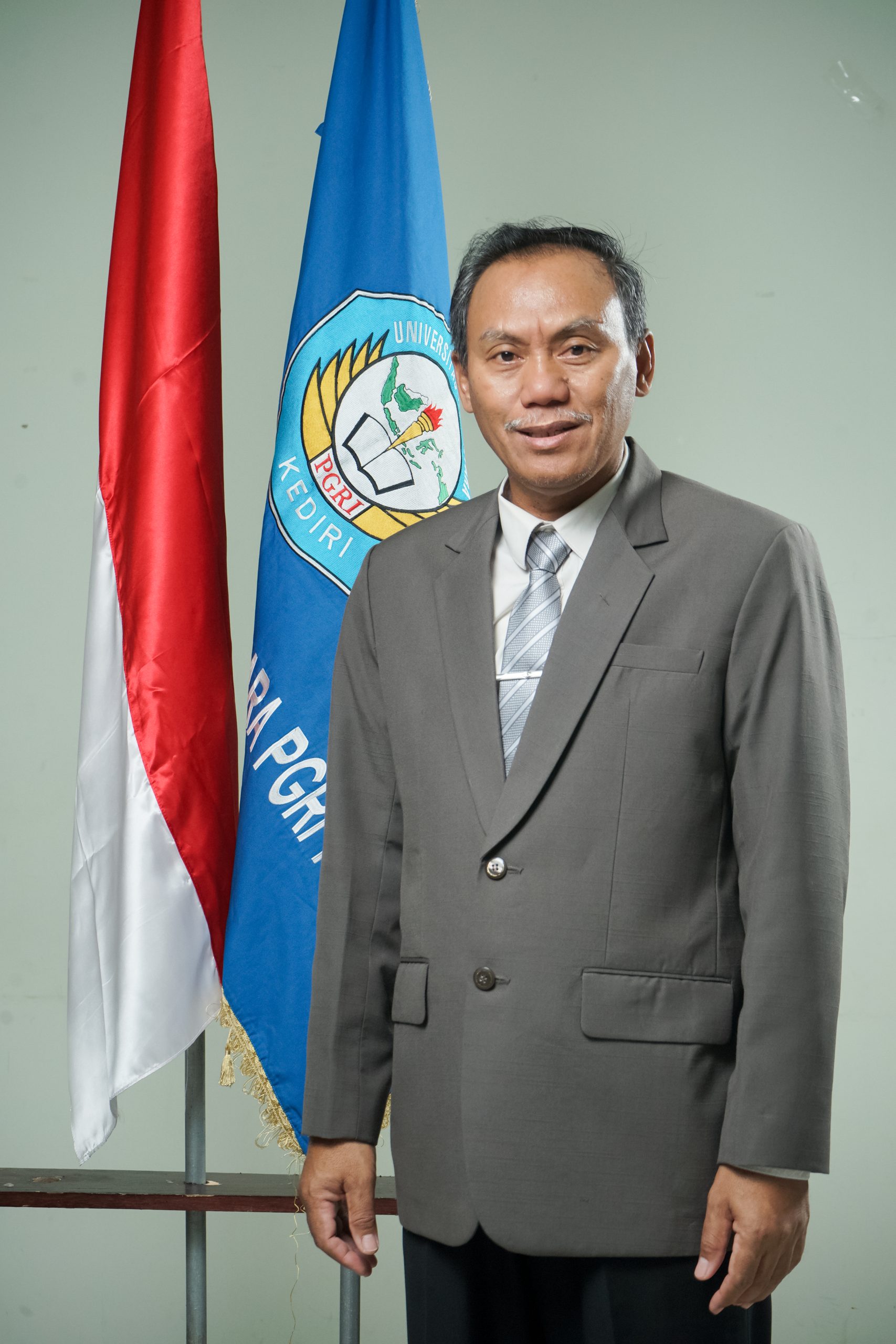 Dr. Zainal Afandi, M.Pd.